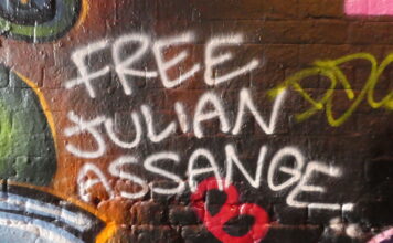 Julian Assange supporters rally to defeat extradition to United States